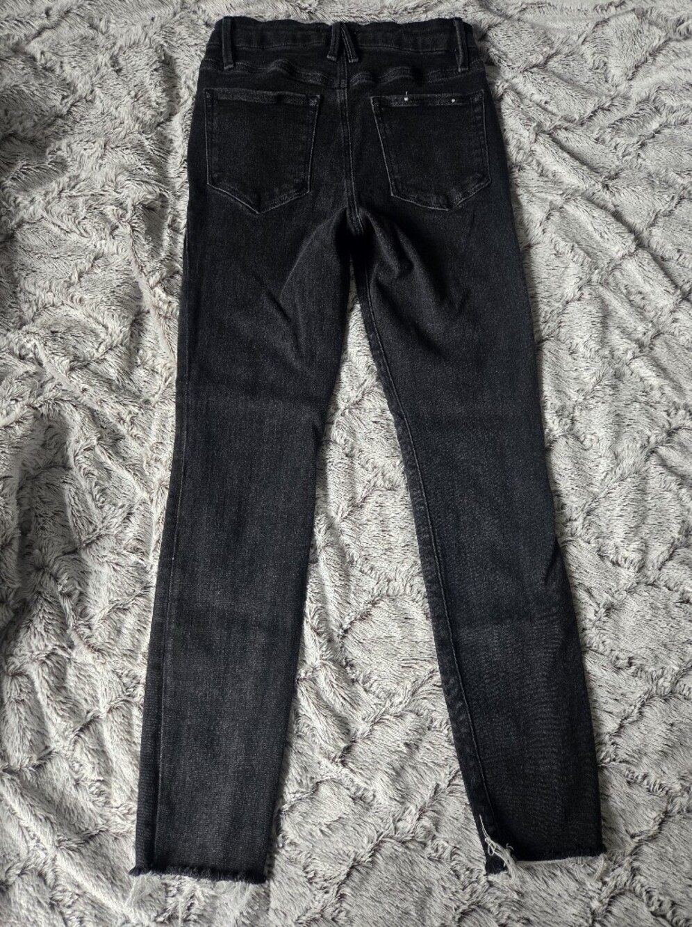 Good American Women’s Black Jeans Size 26